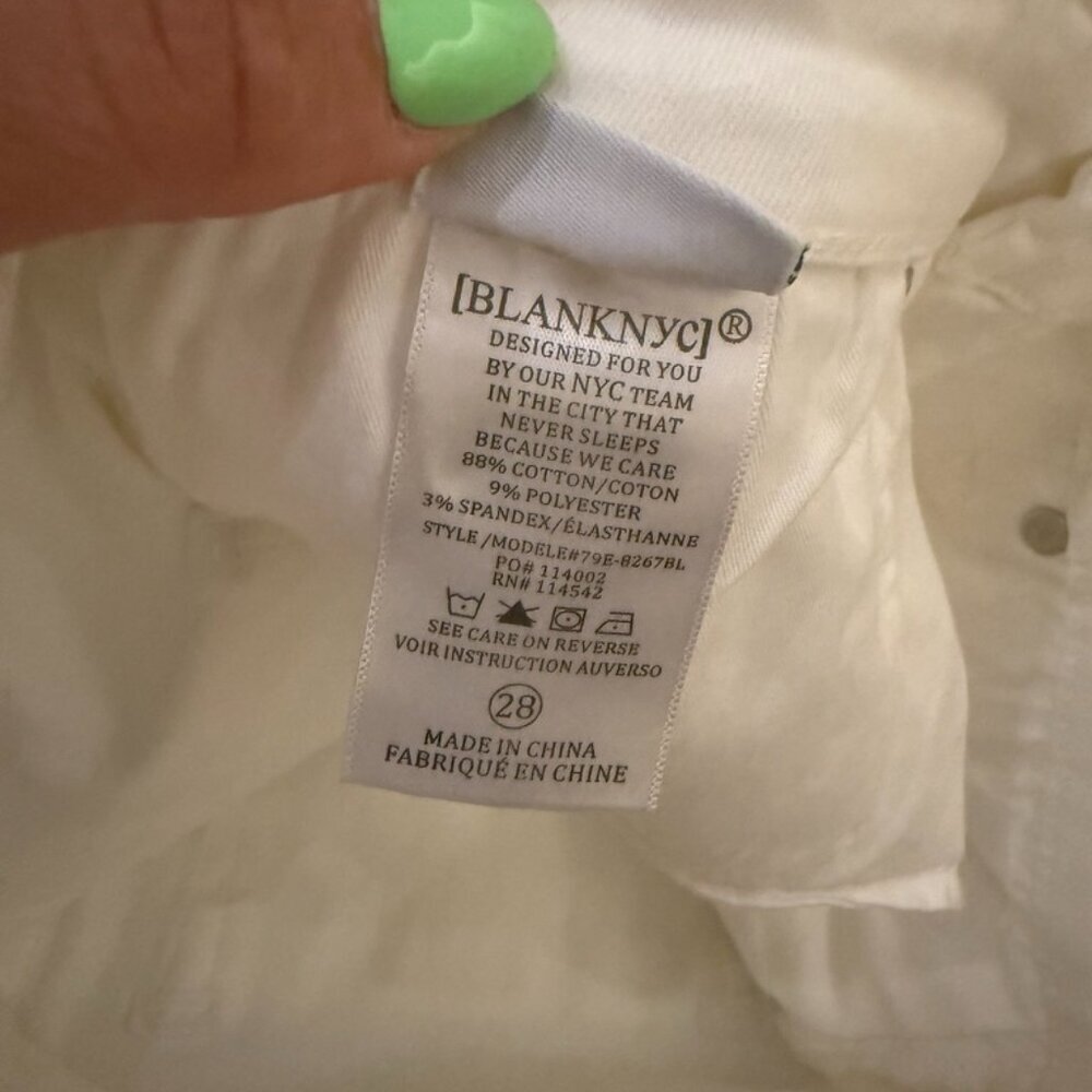 BLANK NYC The Barrow Vintage High-Rise White Shorts Women's Size 28 NWT - Picture 10 of 10